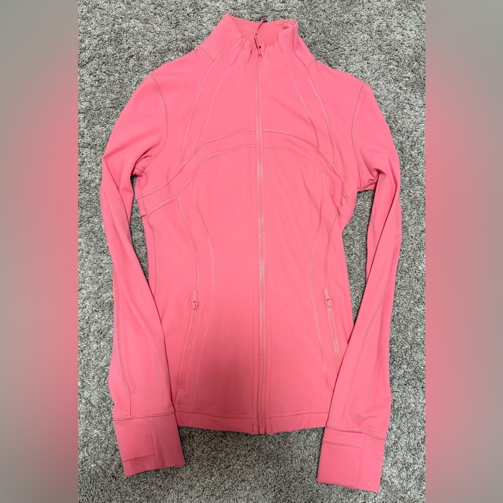Women's Pink LuLulemon Define Jacket. Slimming snatching jacket